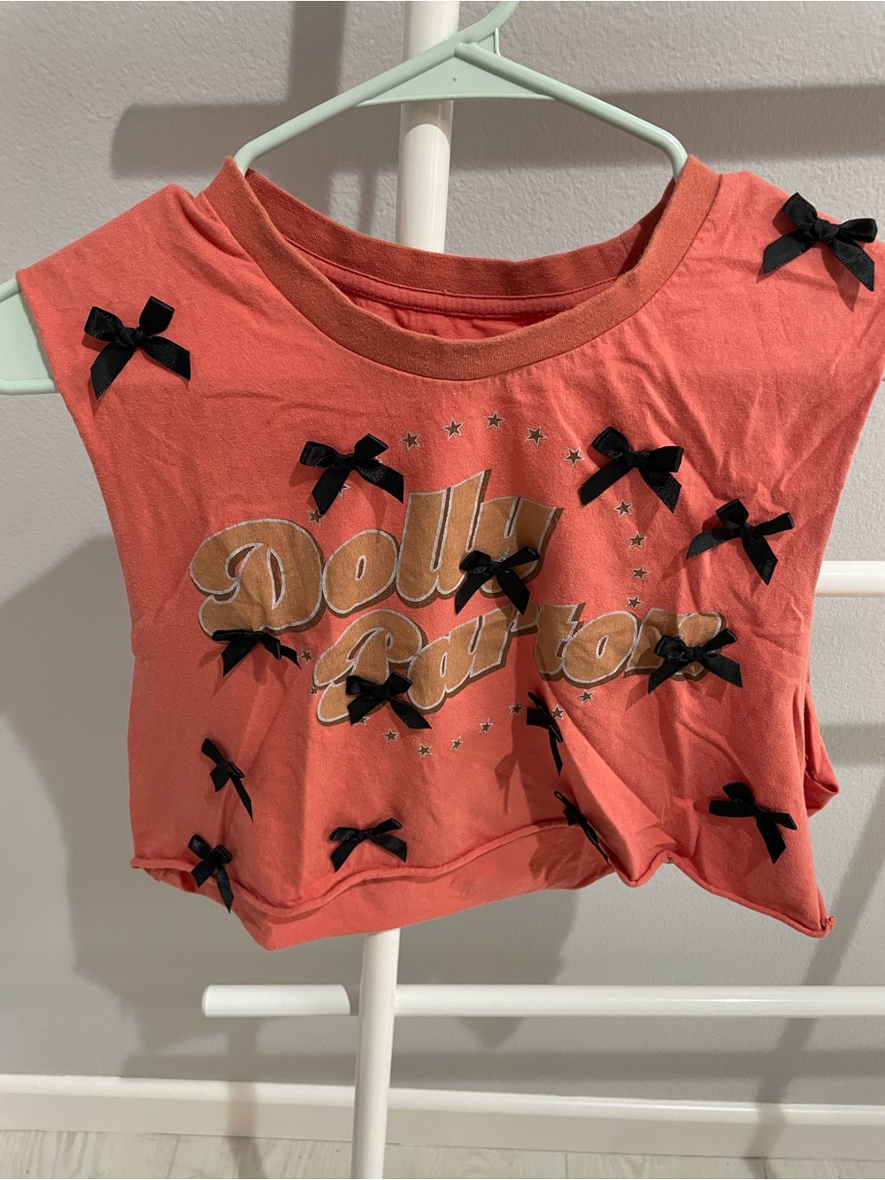 Dolly Parton Graphic Crop Tank Top with Black Bows